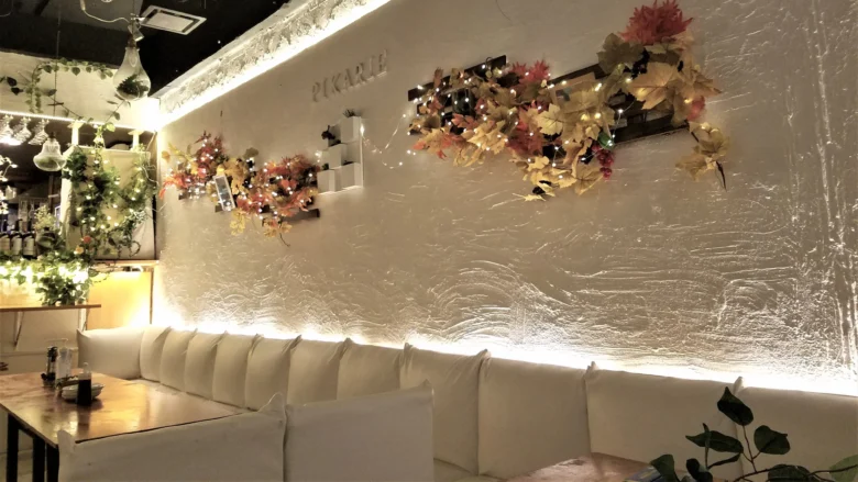 渋谷で歓迎会/送迎会を貸切でするなら『渋谷ピカリエ』
当店は飲み放題付きのコースを多数ご用意しておりますので歓迎会や送迎会などの大人数での貸切には最適です!さらに貸切でのご利用で音響機器やマイク・プロジェクターなどが【無料】でご利用いただけます♪