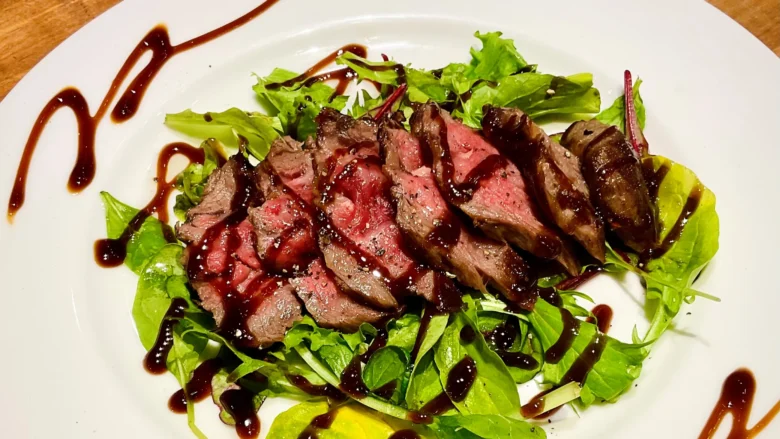 渋谷で喫煙可能な居酒屋をお探しなら渋谷ピカリエ！当店は室内喫煙可能ですので喫煙所に行く必要なし！更に貸切にすると音響機器やマイク・プロジェクターなどが【無料】でご利用いただけます！
コースの種類も多数ご用意♪